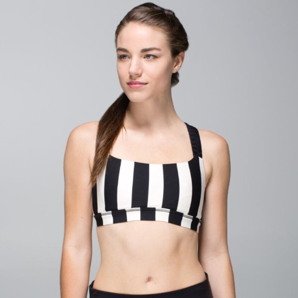 VGUC Lululemon Inner Heart Bra (8)